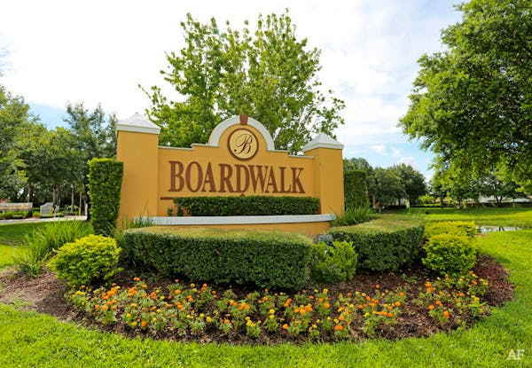 UCF BOARDWALK AT ALAFAYA SUBLEASE | Caretaker
